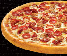 Carica l&#39;immagine nel visualizzatore di Gallery, I love Pizza (10150613769)
